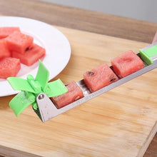 Load image into Gallery viewer, The Perfect Melon Slicer - No Mess At All