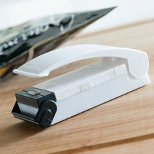 Load image into Gallery viewer, Handy Bag Sealer with Fridge Magnet - Battery Powered
