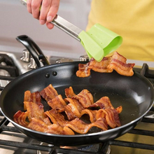 Load image into Gallery viewer, Convenient Flip Turn &amp; Grab Spatula-Flip/Grub/Scoop
