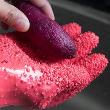 Load image into Gallery viewer, Cleaning &amp; Peeling Gloves

