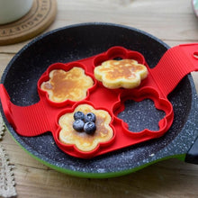 Load image into Gallery viewer, Ideal Breakfast Maker Flip Cooker - Fast &amp; Easy
