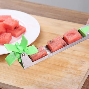 The Perfect Melon Slicer - No Mess At All