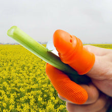 Load image into Gallery viewer, Silicone Thumb Knife Finger Protector - HahaGet
