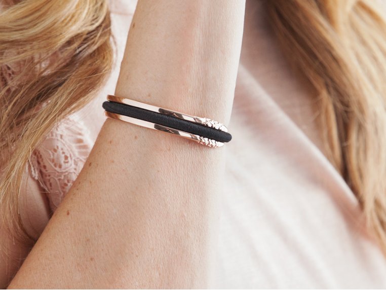 Stainless Steel Hair Tie Bracelet - Flower Design